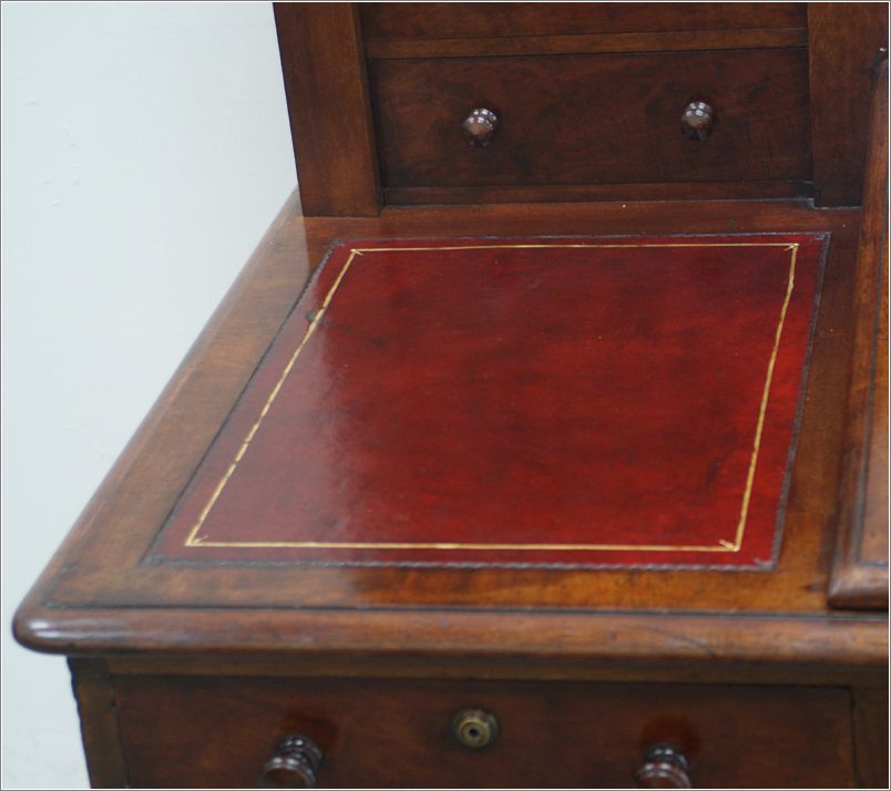 4020 Antique Victorian Dickens Desk (10)
